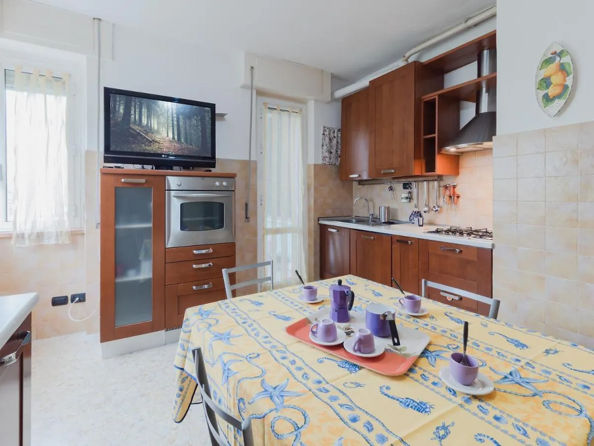 Casa Camilla Vacation Apartment La Spezia